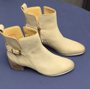 Vionic Sienna Waterproof Boots, Stone Nubuck